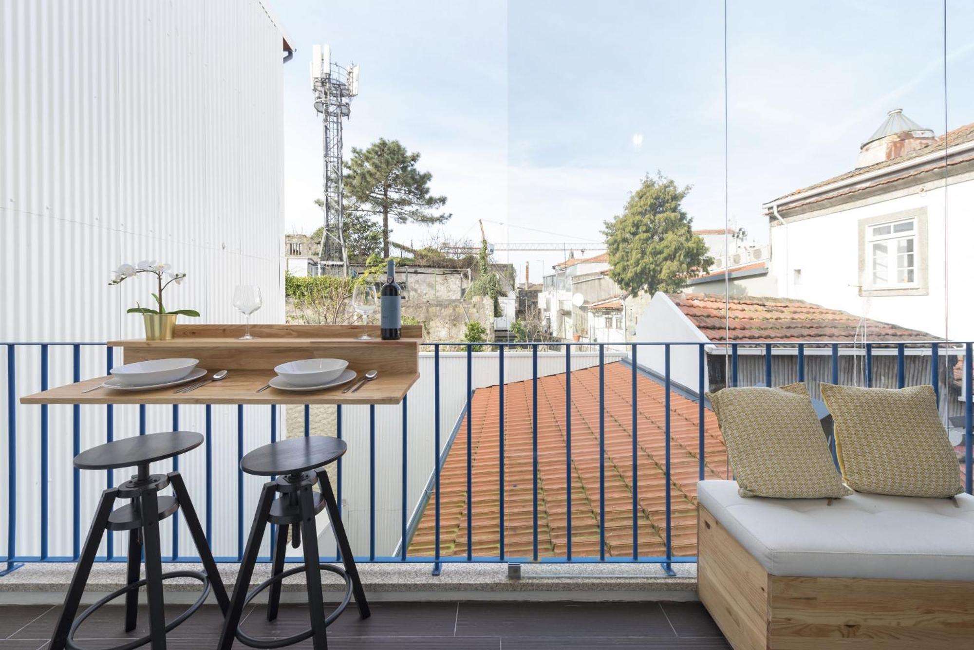 S. Bento Downtown Apartment